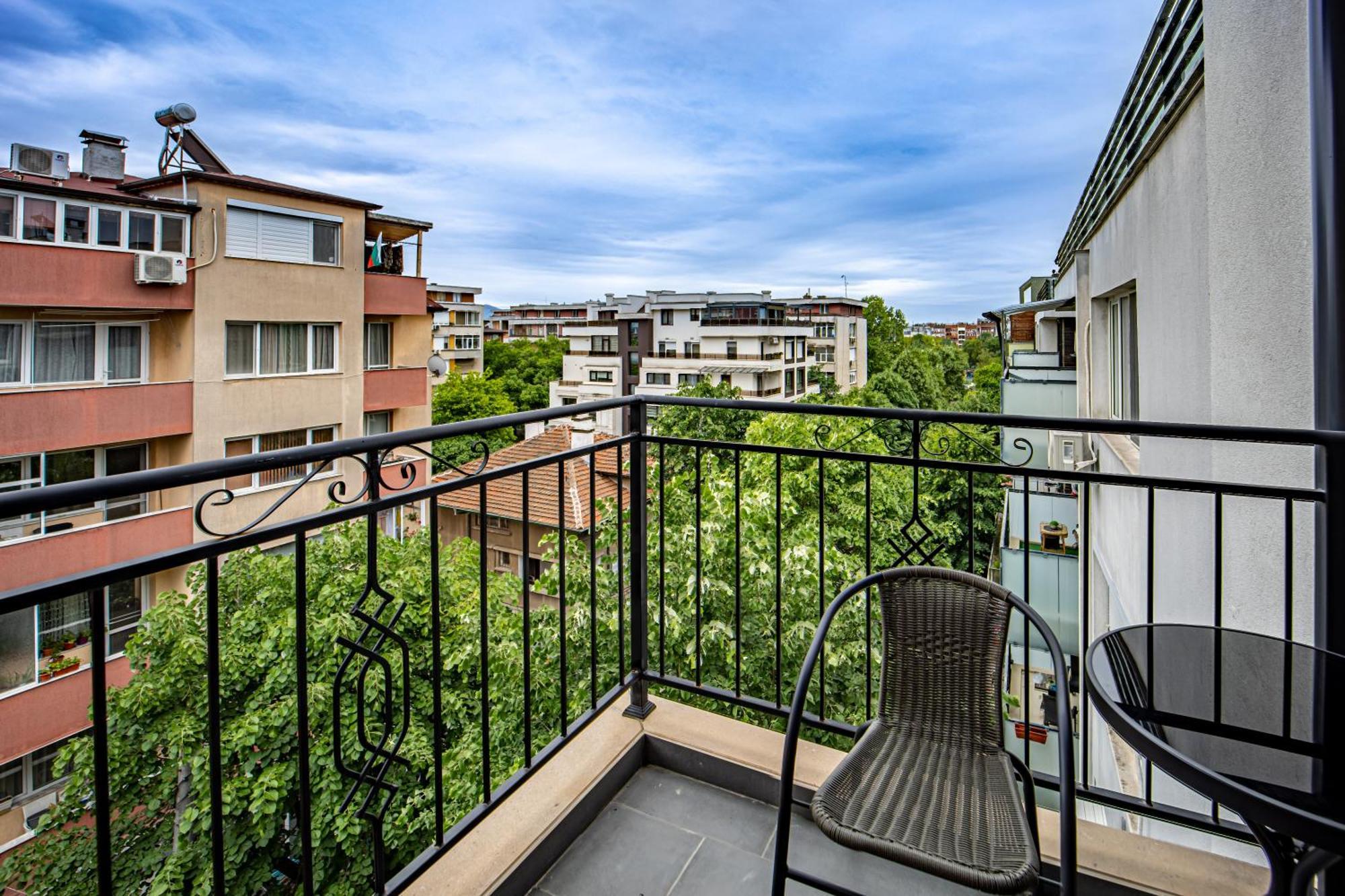 City Center Apartments Kŭrdzhali Dış mekan fotoğraf
